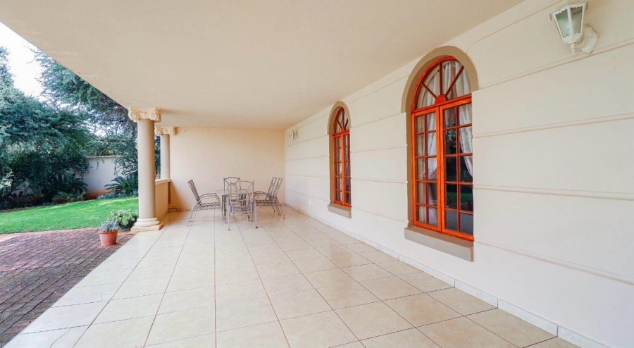 4 Bedroom Property for Sale in Wilkoppies North West